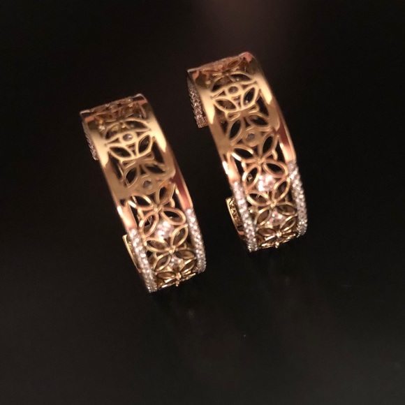 COPY - Swarovski 18k Gold-Plated Filigree Hoop Earrings - Picture 5 of 7
